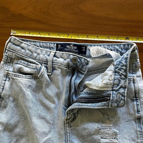 Hollister Light Blue High Waisted Distressed Size 26 Denim Jeans - Picture 3 of 7